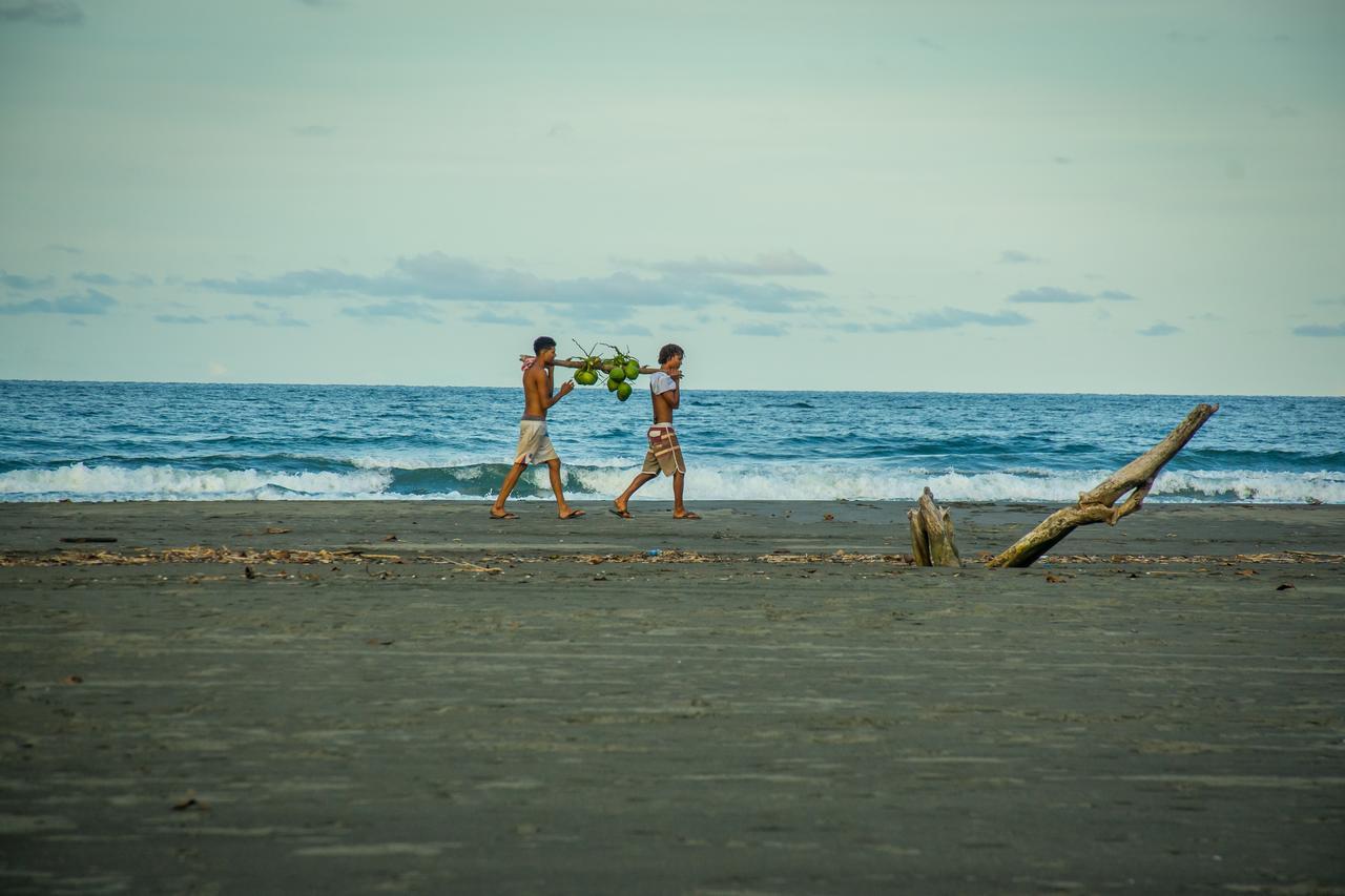 The Goddess Garden Eco-Resort Cahuita Exterior photo